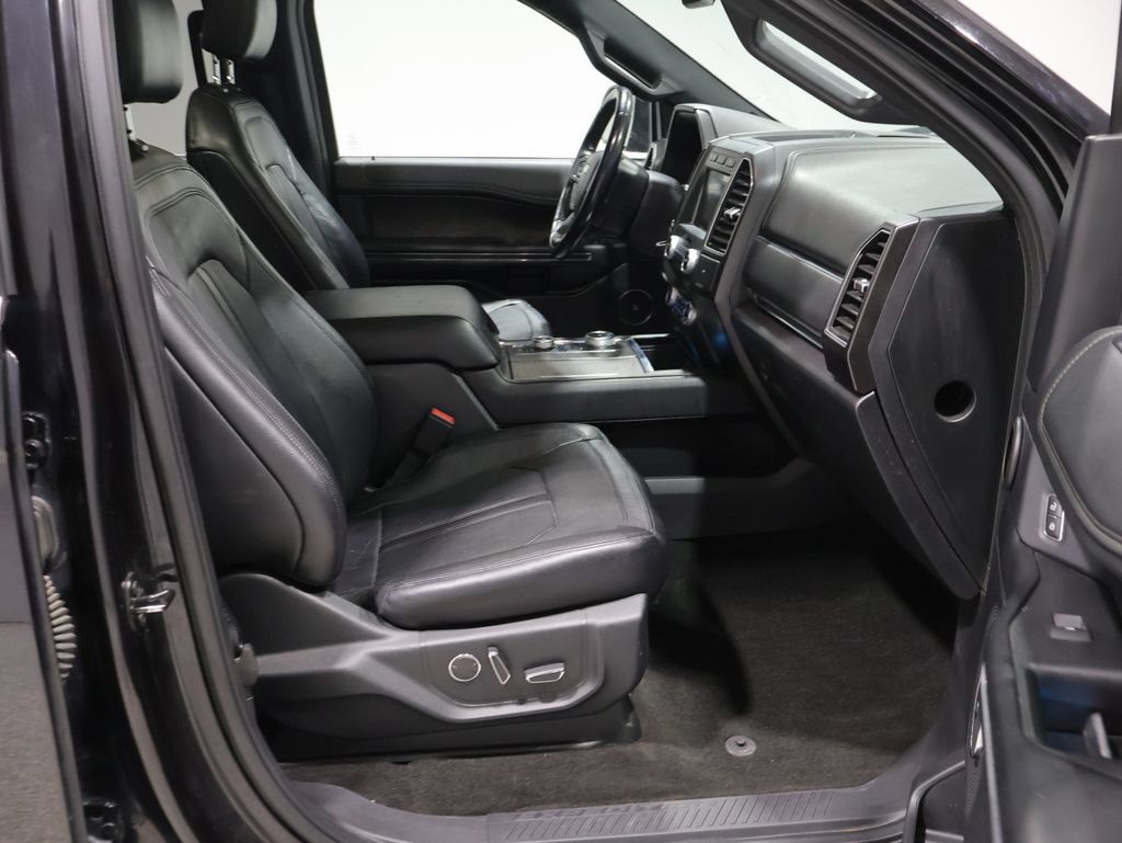 Used 2019 Ford Expedition Max Limited AWD/4WD image 23