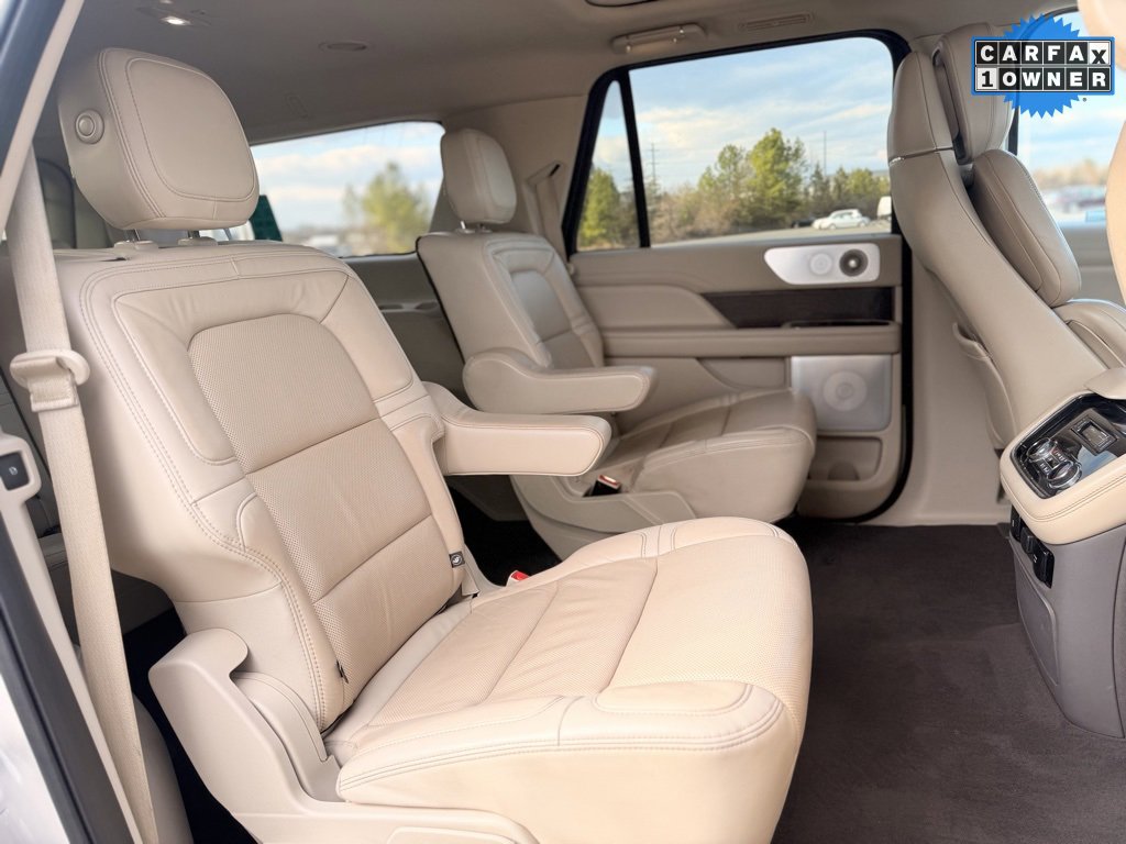 Used 2020 Lincoln Navigator L Reserve w/ Luxury Package image 15