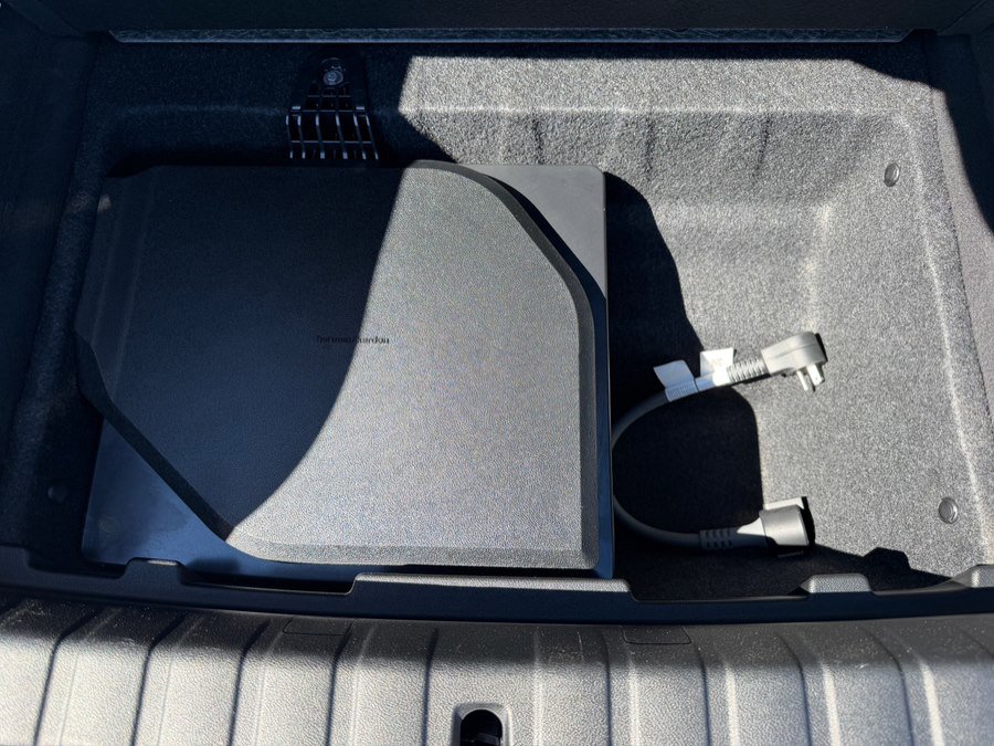 Used 2023 BMW i4 eDrive40 w/ M Sport Package image 48