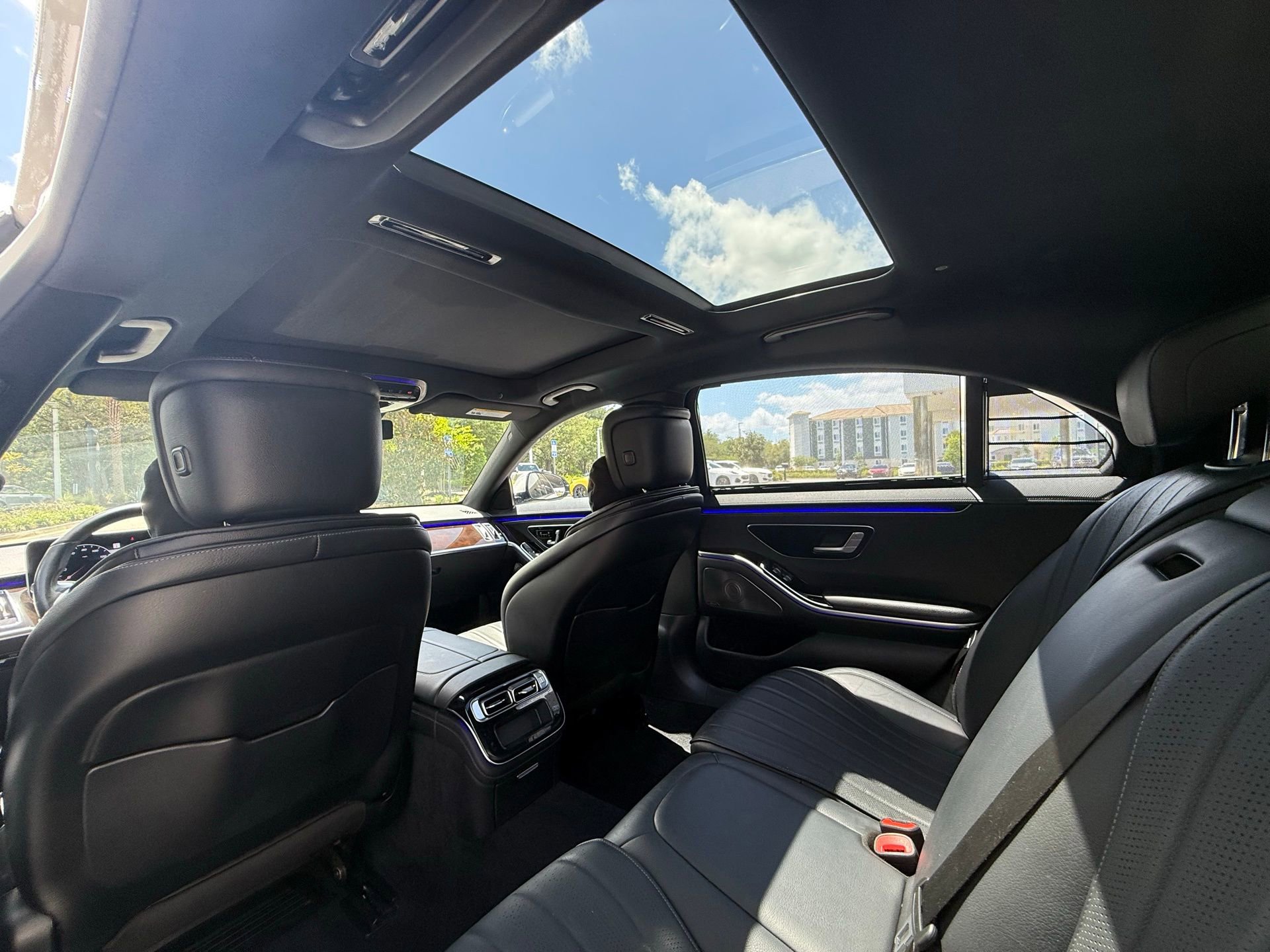 Used 2022 Mercedes-Benz S 500 4MATIC image 36