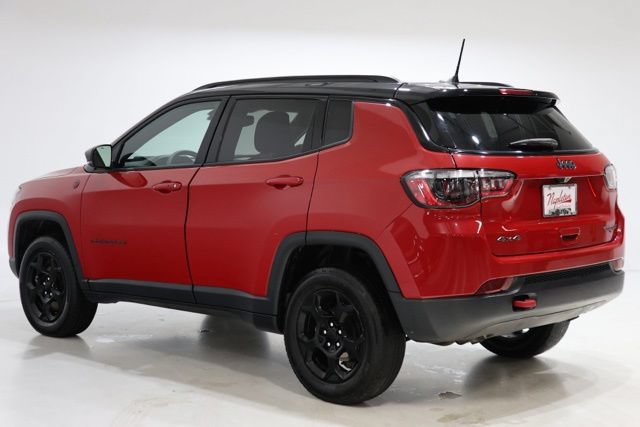 Used 2023 Jeep Compass Trailhawk w/ Trailhawk Convenience Group AWD/4WD image 6