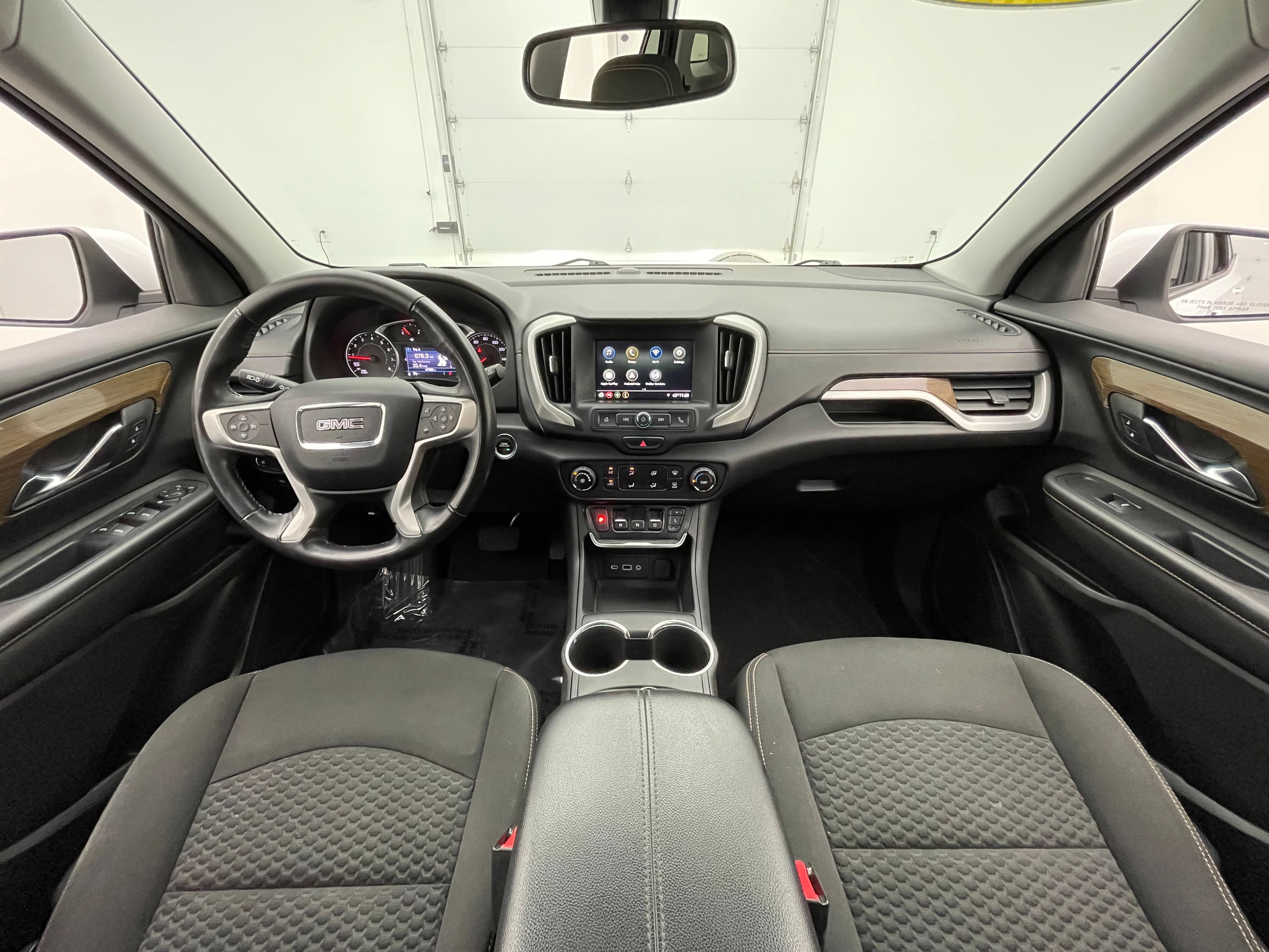 Used 2019 GMC Terrain SLE FWD image 3