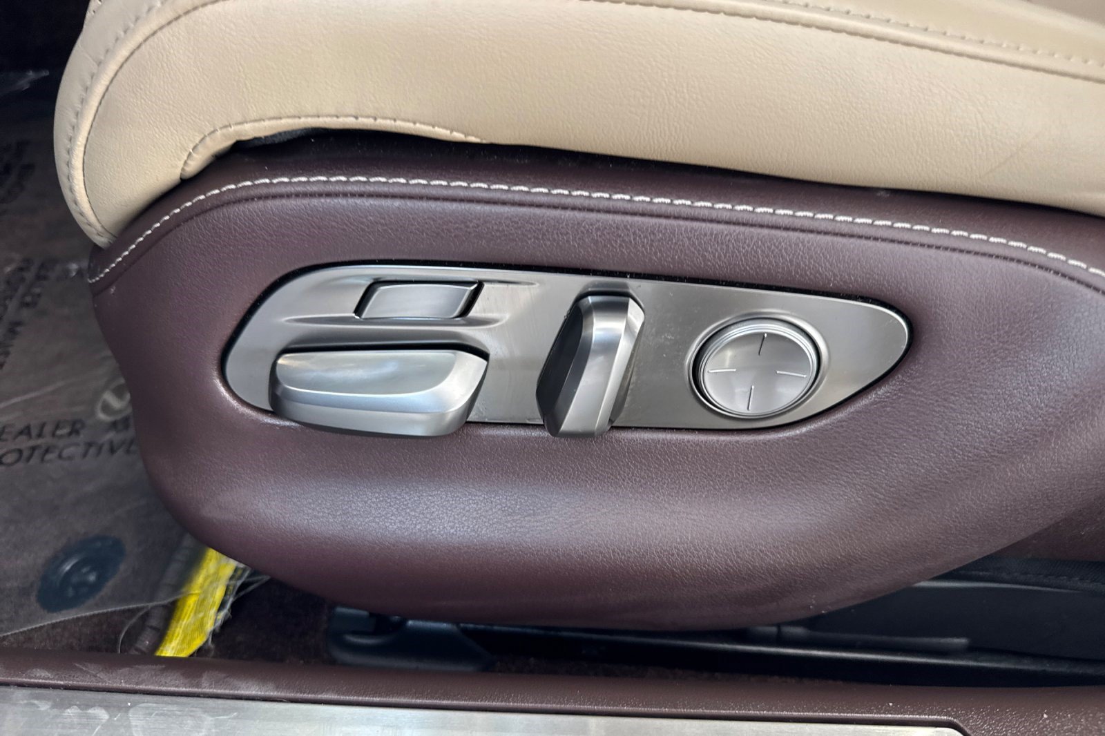 Used 2018 Lexus LS 500 w/ Accessory Package (Z2) RWD image 14