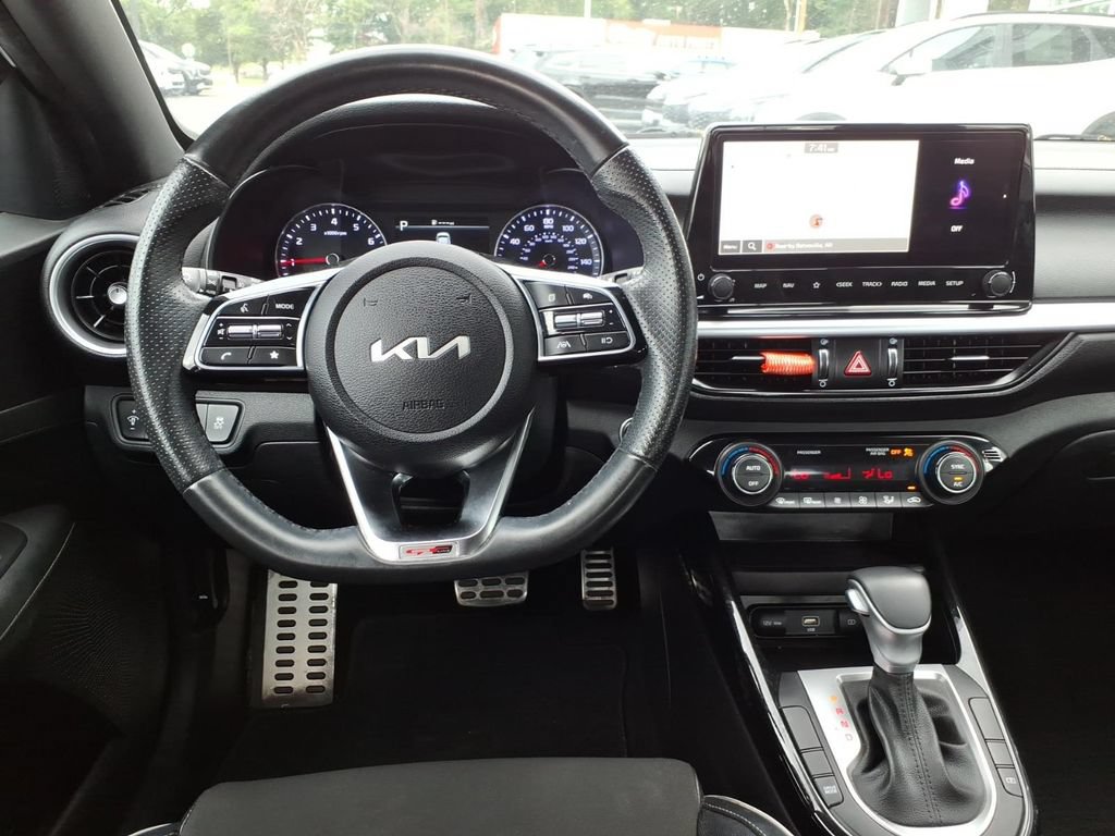 Used 2023 Kia Forte GT-Line FWD image 10