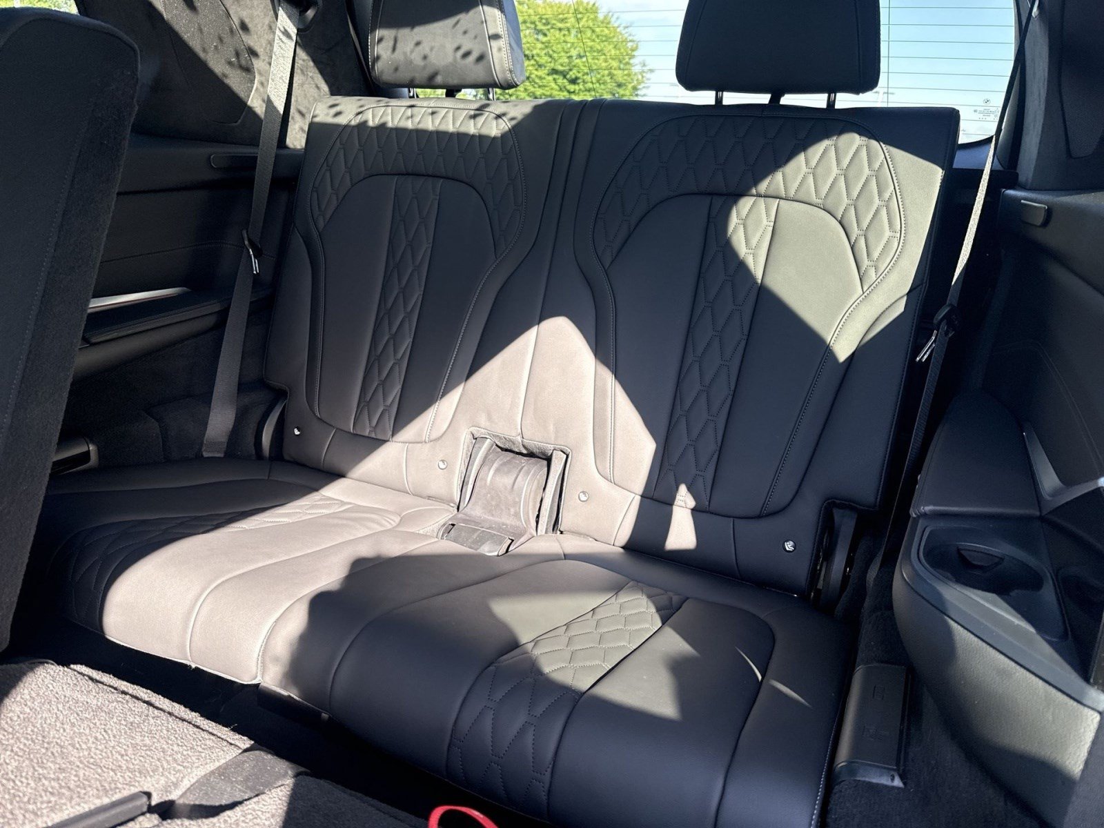 Used 2022 BMW X7 M50i AWD/4WD image 25