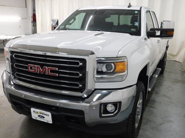 Used 2016 GMC Sierra 2500 SLT w/ Driver Alert Package image 12