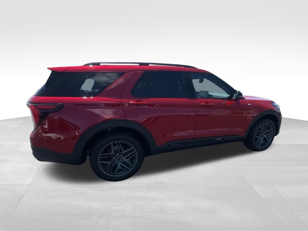 New 2026 Ford Explorer ST-Line w/ ST-Line Street Pack AWD/4WD image 4