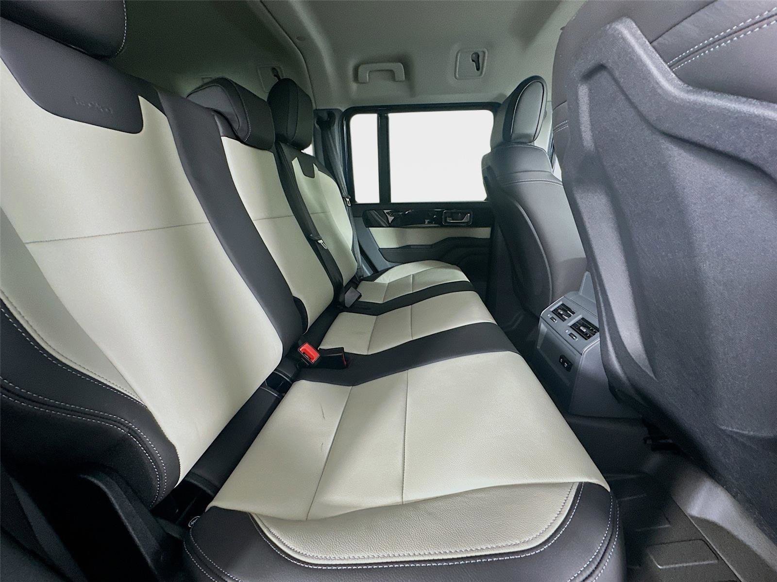 New 2025 INEOS Grenadier Fieldmaster Edition image 47