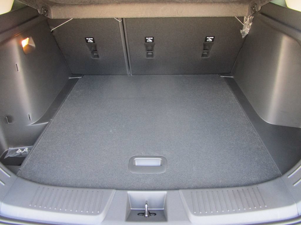 New 2026 Chevrolet Trax LT w/ Driver Confidence Package FWD image 15