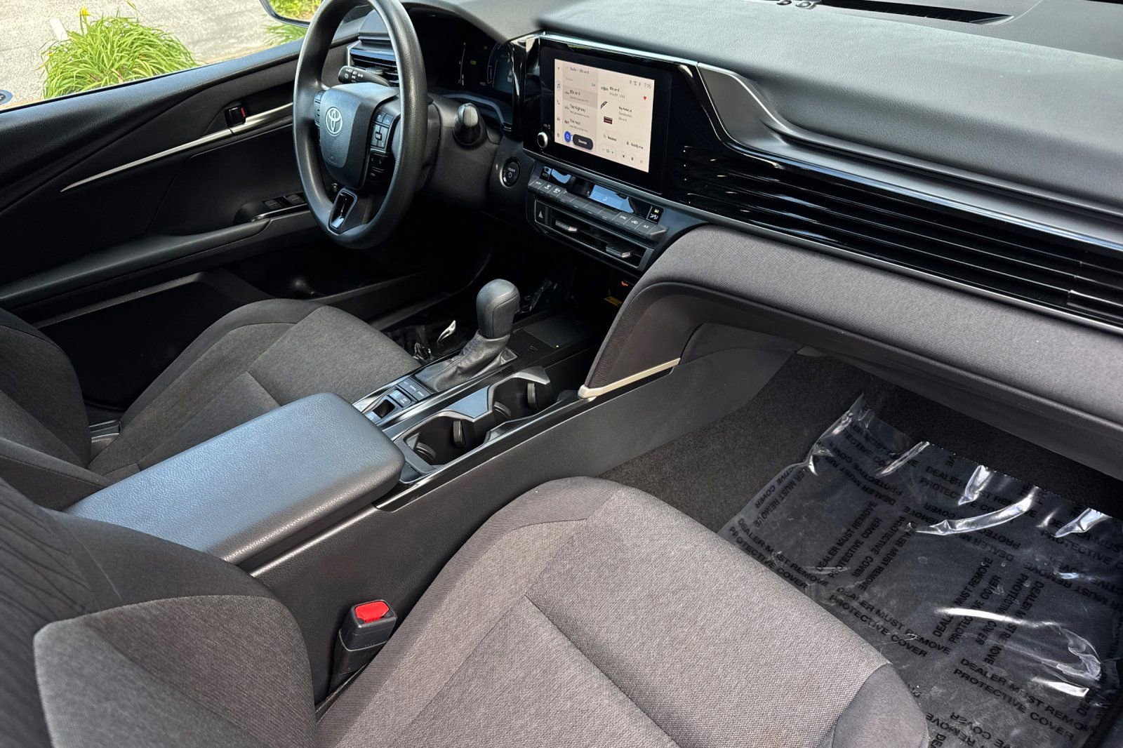 Used 2025 Toyota Camry LE image 17