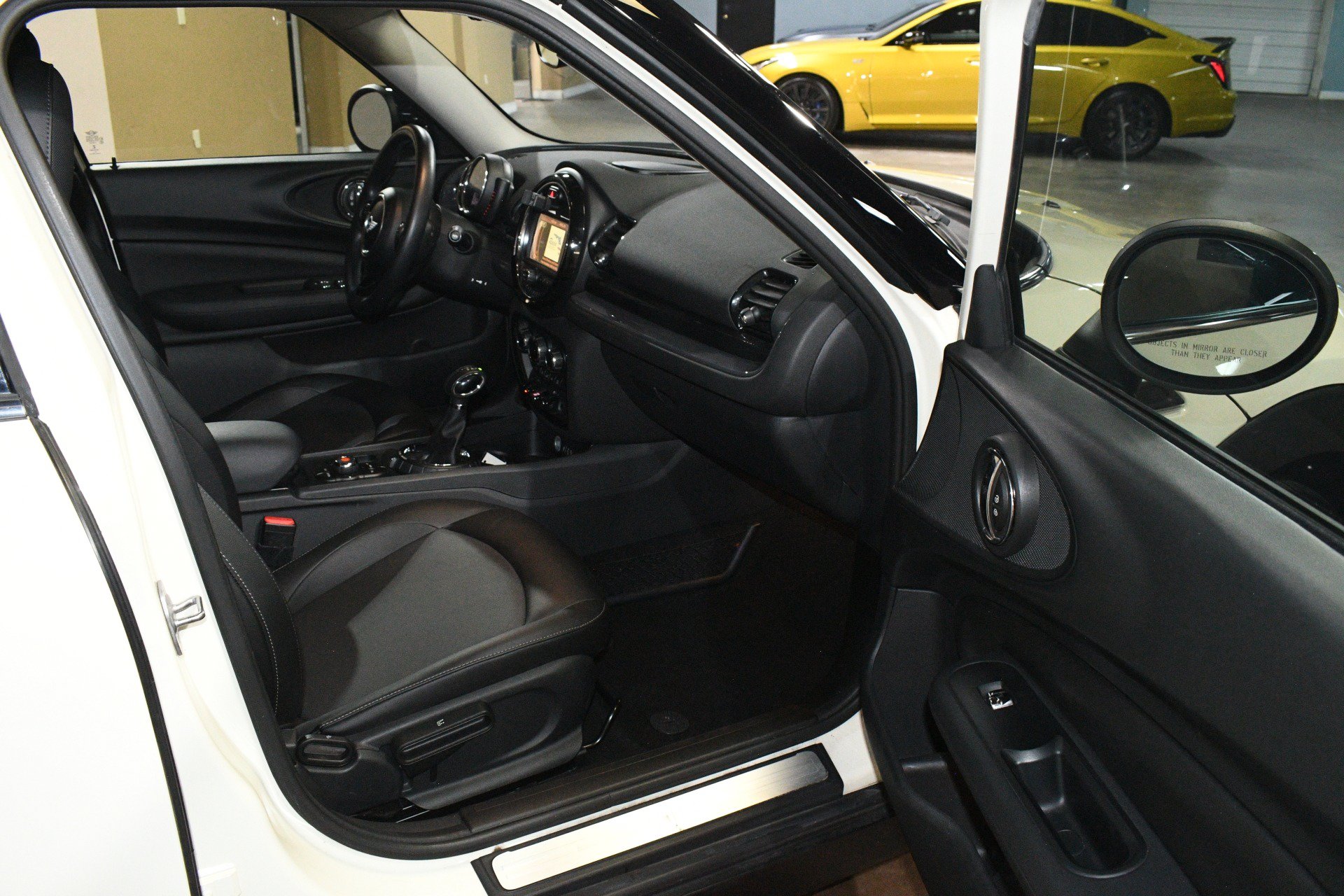 Used 2016 MINI Cooper Clubman FWD image 46