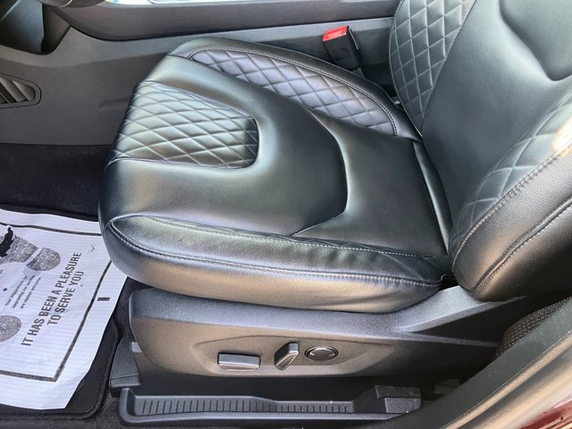 Used 2024 Ford Edge Titanium image 15