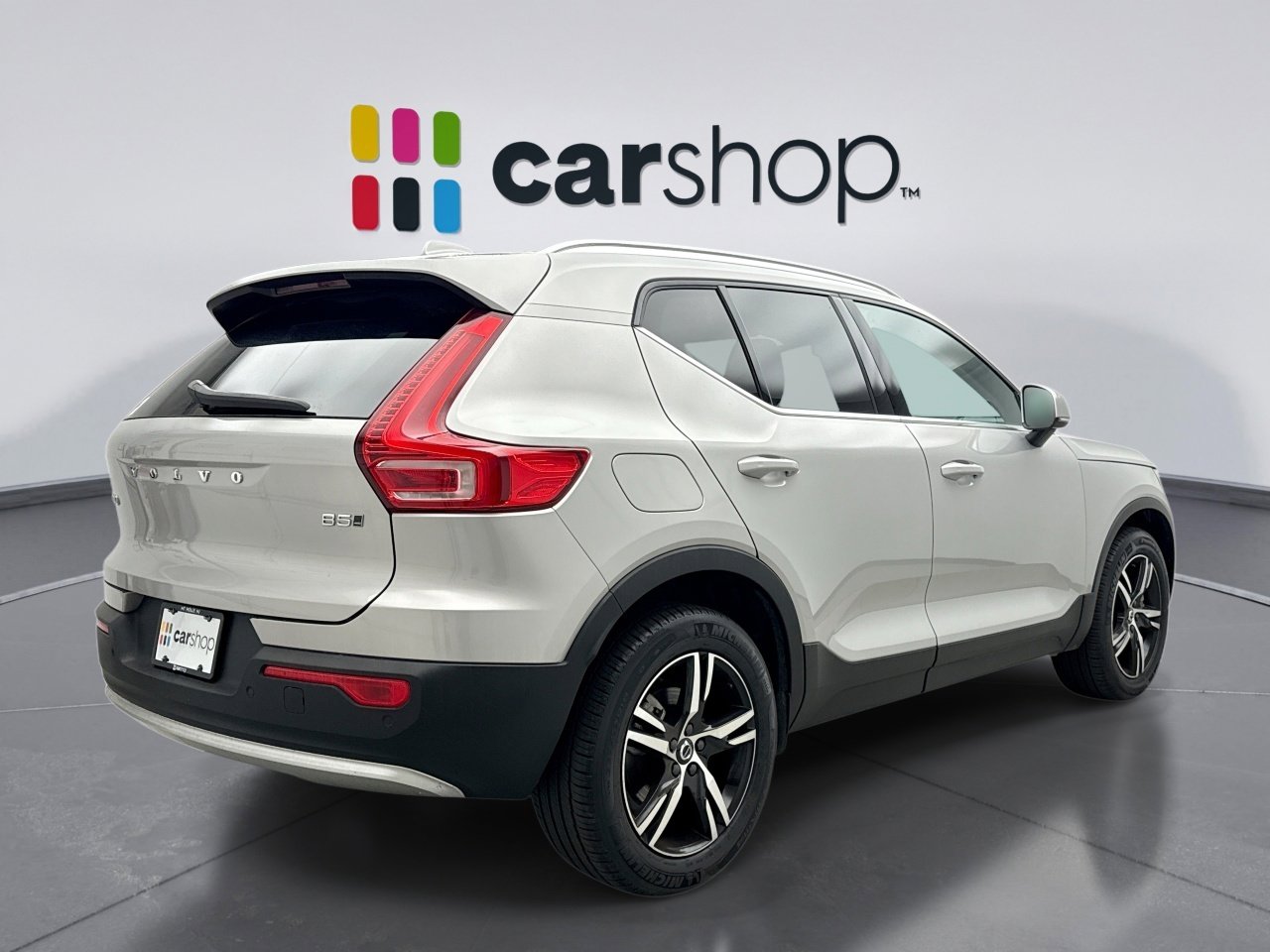Used 2025 Volvo XC40 B5 Core AWD/4WD image 5