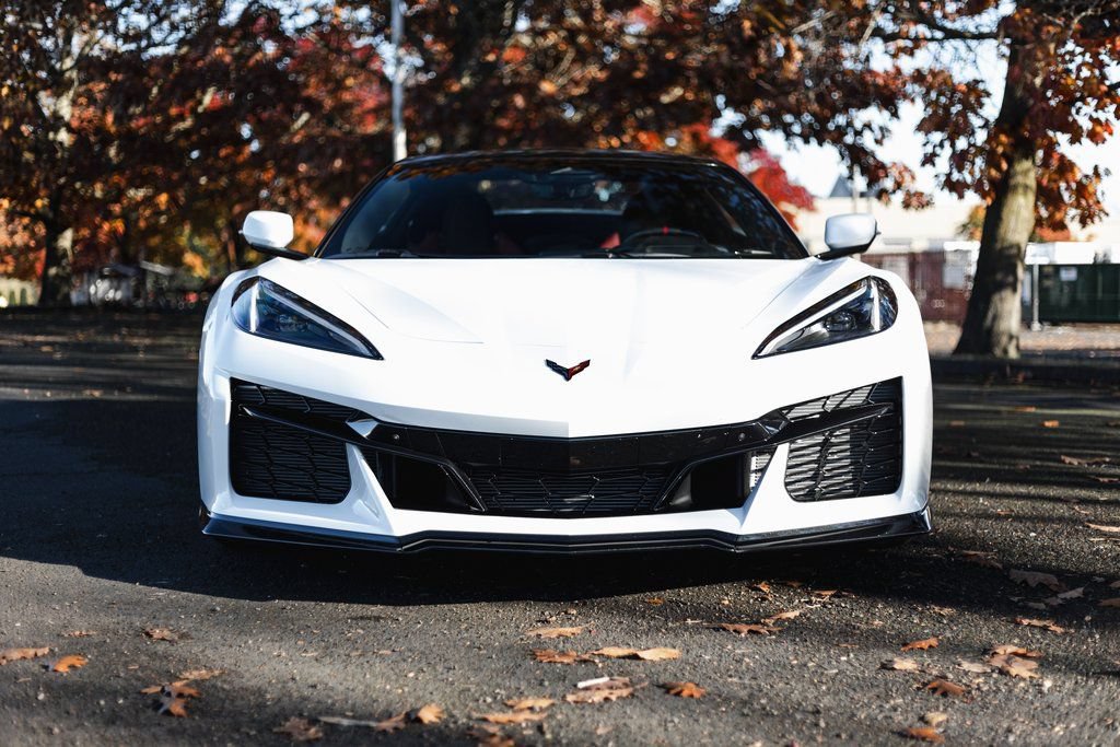 Used 2024 Chevrolet Corvette Z06 w/ Stealth Interior Trim Package RWD image 21