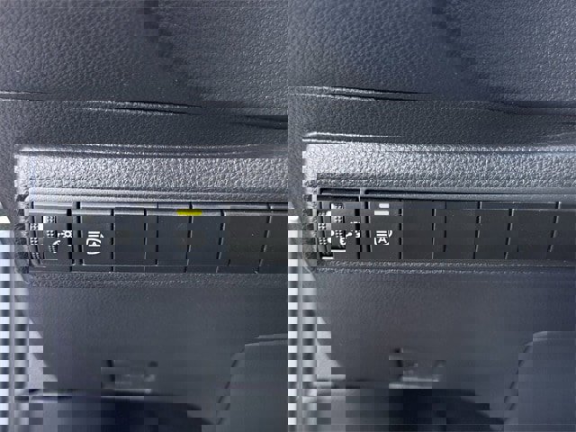 Used 2024 Toyota Corolla LE image 23