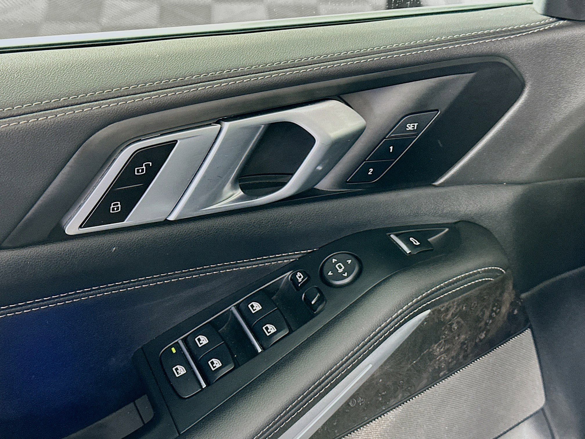 Used 2024 BMW X5 sDrive40i image 15