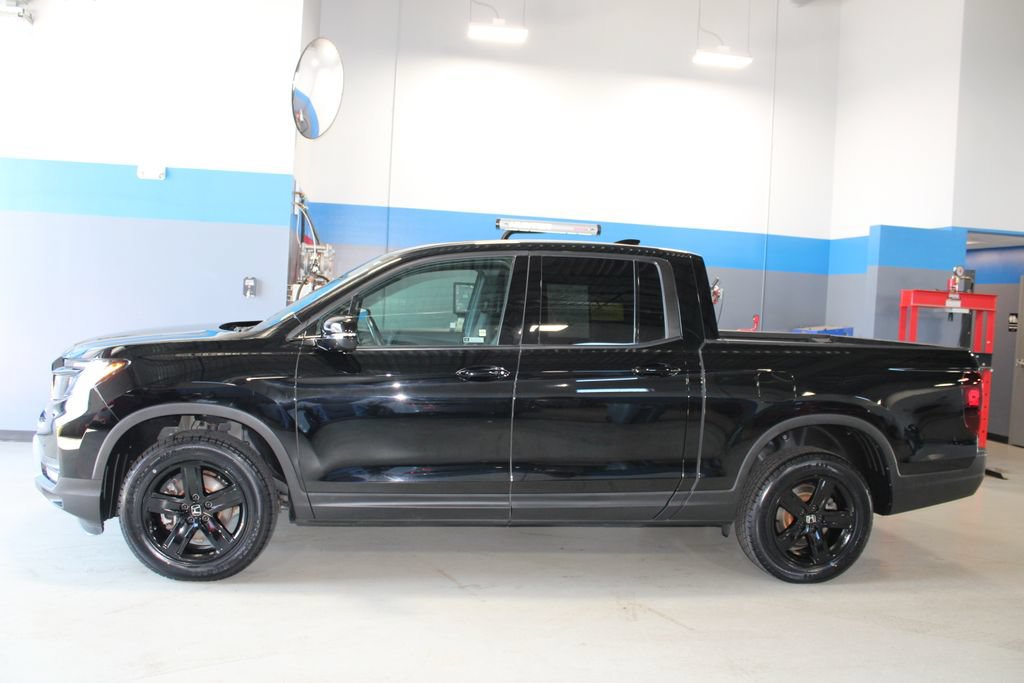 Used 2023 Honda Ridgeline Black Edition image 11