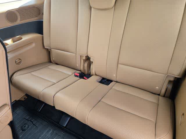 Used 2026 Hyundai Palisade Calligraphy FWD image 13