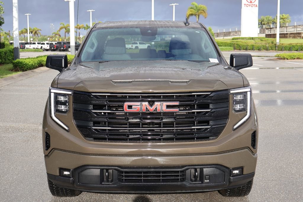Used 2023 GMC Sierra 1500 Elevation w/ X31 Off-Road Package AWD/4WD image 5
