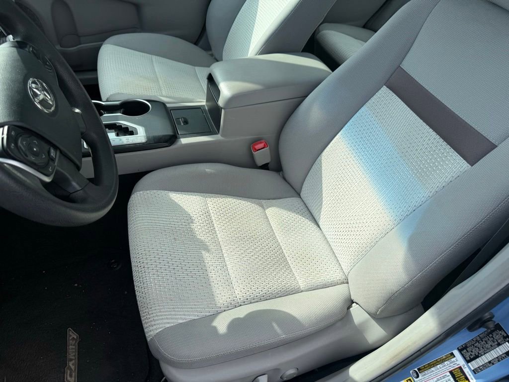 Used 2012 Toyota Camry LE image 11
