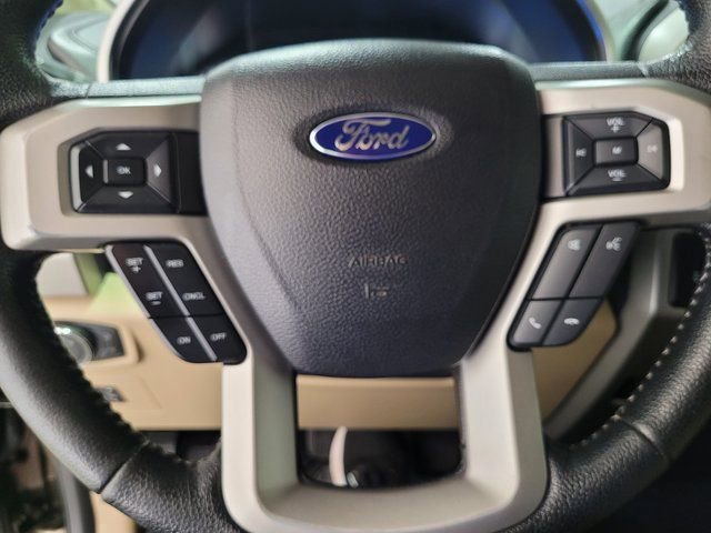 Used 2015 Ford F150 Lariat w/ Max Trailer Tow Package image 34