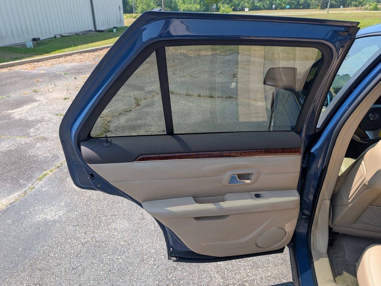 Used 2009 Cadillac SRX AWD w/ Third Row Seating Package image 36