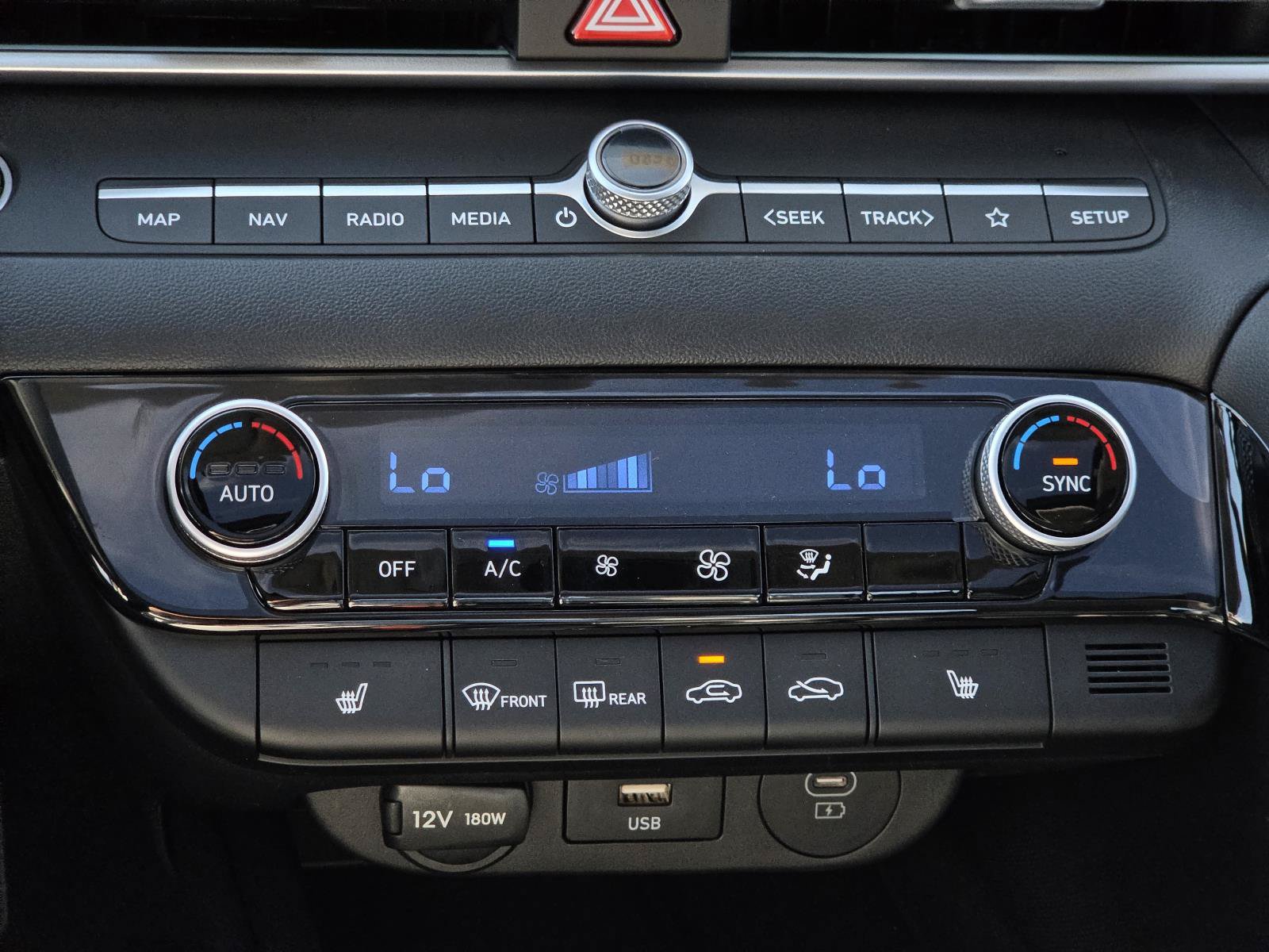 New 2026 Hyundai Elantra Limited FWD image 20