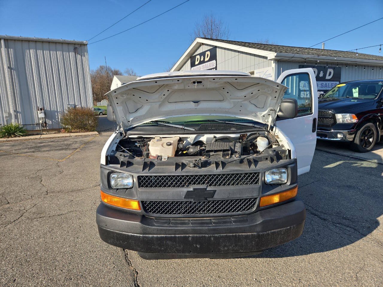 Used 2007 Chevrolet Express 2500 RWD image 30