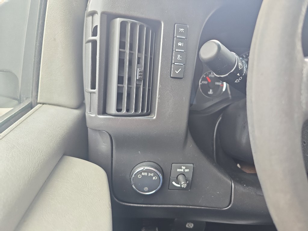 Used 2012 Chevrolet Express 3500 image 22