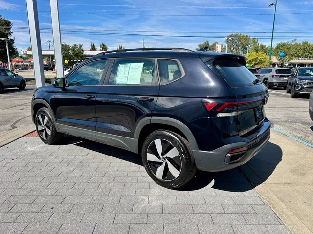 Certified 2025 Volkswagen Taos S AWD/4WD image 5