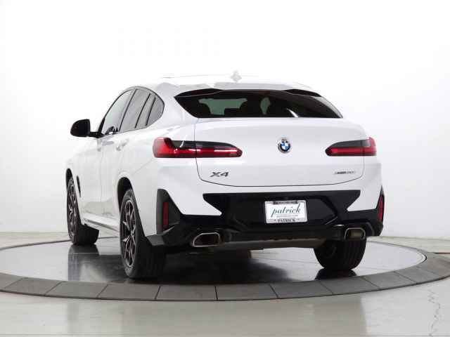 Used 2023 BMW X4 xDrive30i w/ M Sport Package image 6