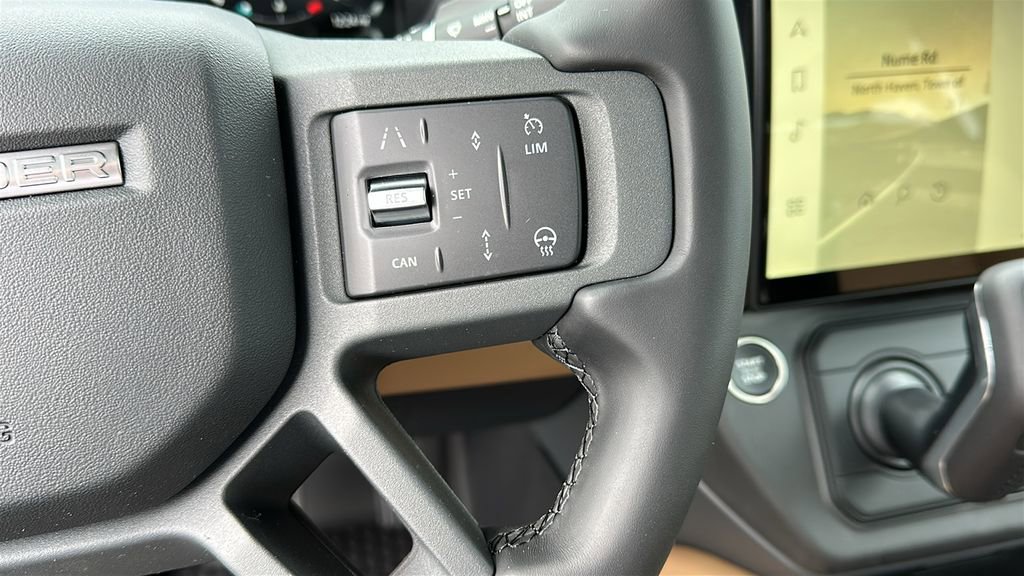 New 2026 Land Rover Defender 110 X-Dynamic SE image 14