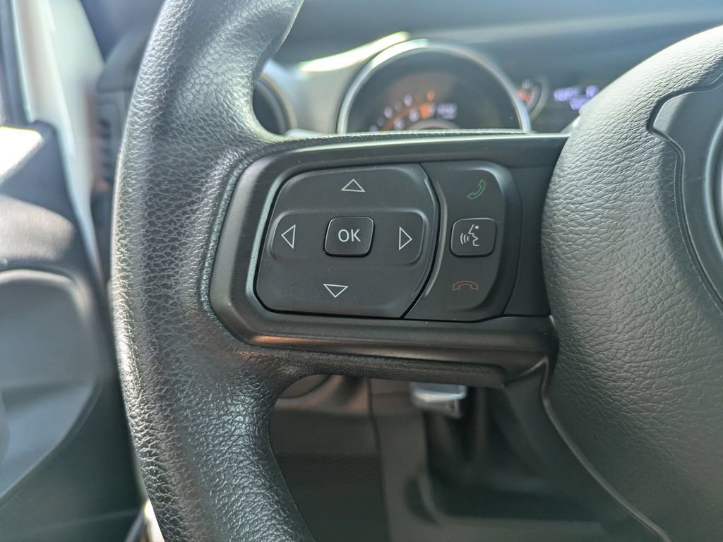 Used 2022 Jeep Gladiator Sport AWD/4WD image 25