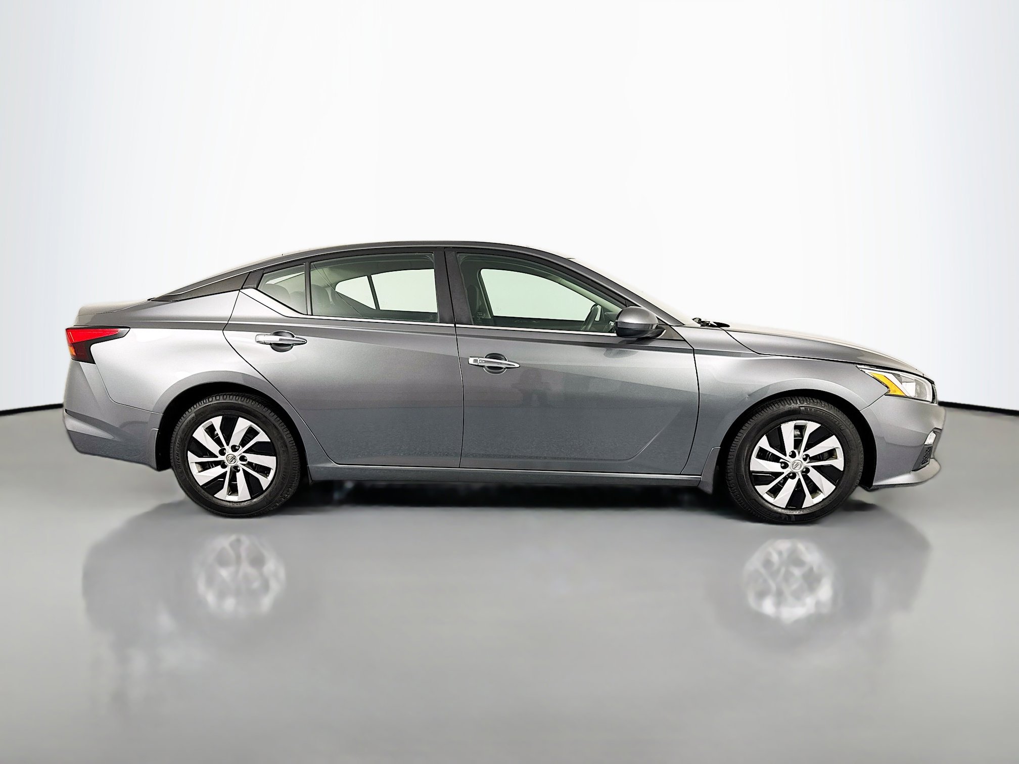 Used 2021 Nissan Altima 2.5 S FWD image 4