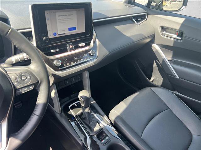 Certified 2025 Toyota Corolla Cross XLE image 15