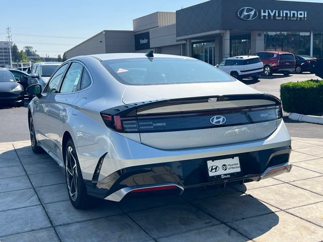 New 2026 Hyundai Sonata SEL FWD image 9
