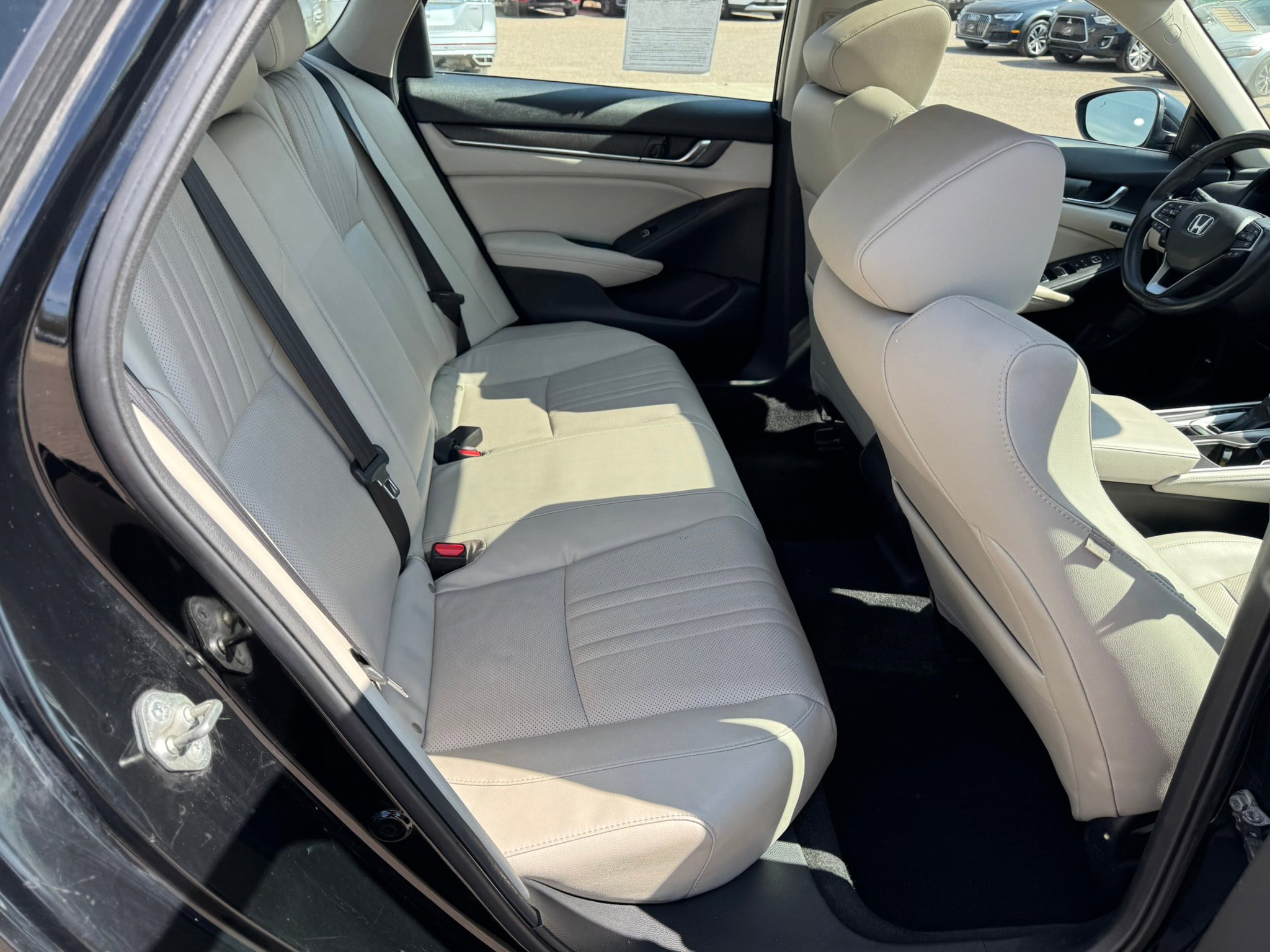 Used 2018 Honda Accord EX-L image 12