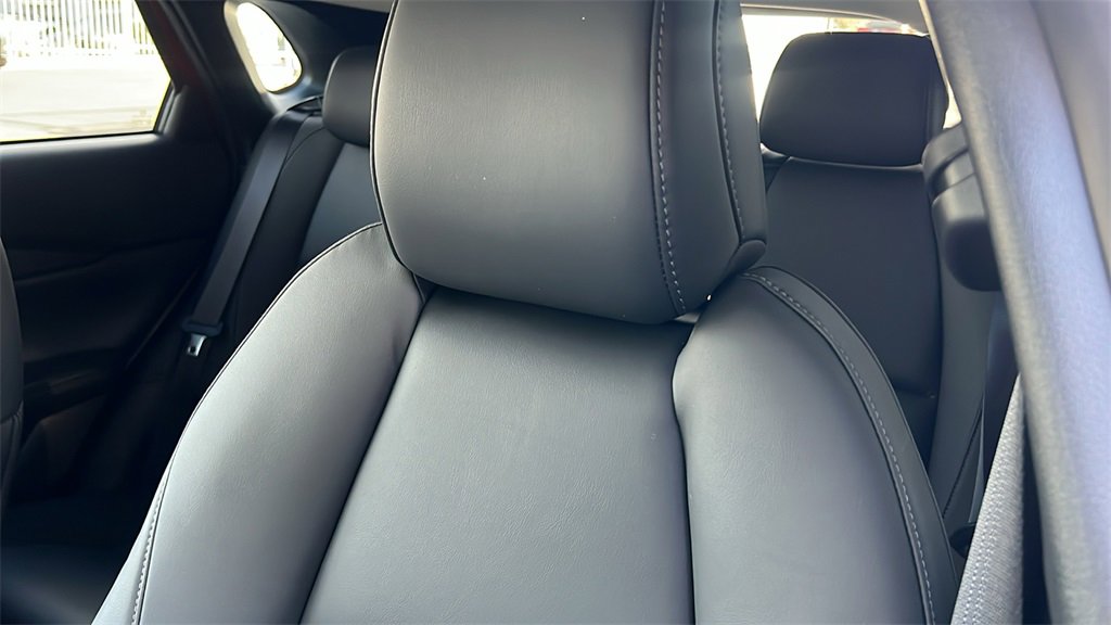 New 2025 MAZDA CX-30 AWD 2.5 S w/ Select Sport Pkg image 19