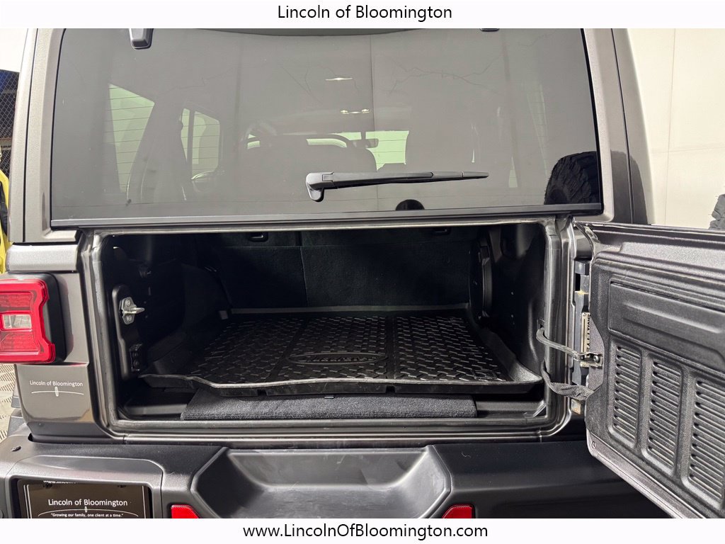Used 2019 Jeep Wrangler Unlimited Rubicon AWD/4WD image 13