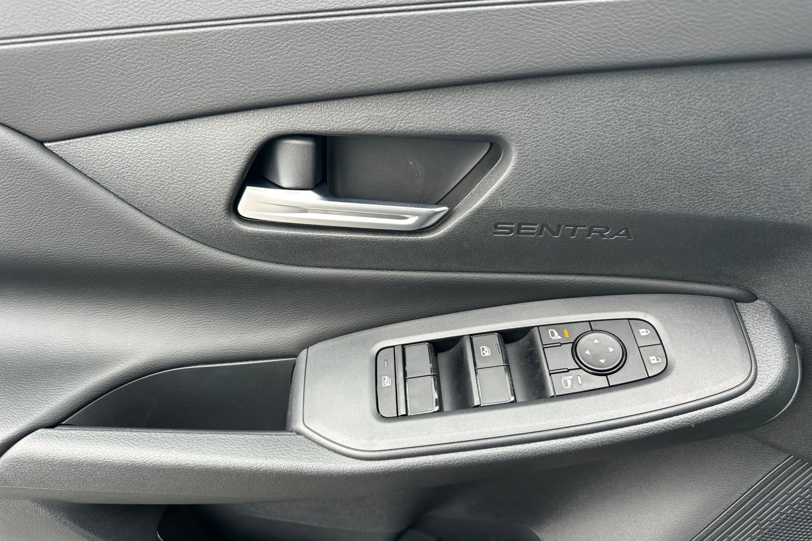New 2026 Nissan Sentra SV w/ SV Convenience Package FWD image 11