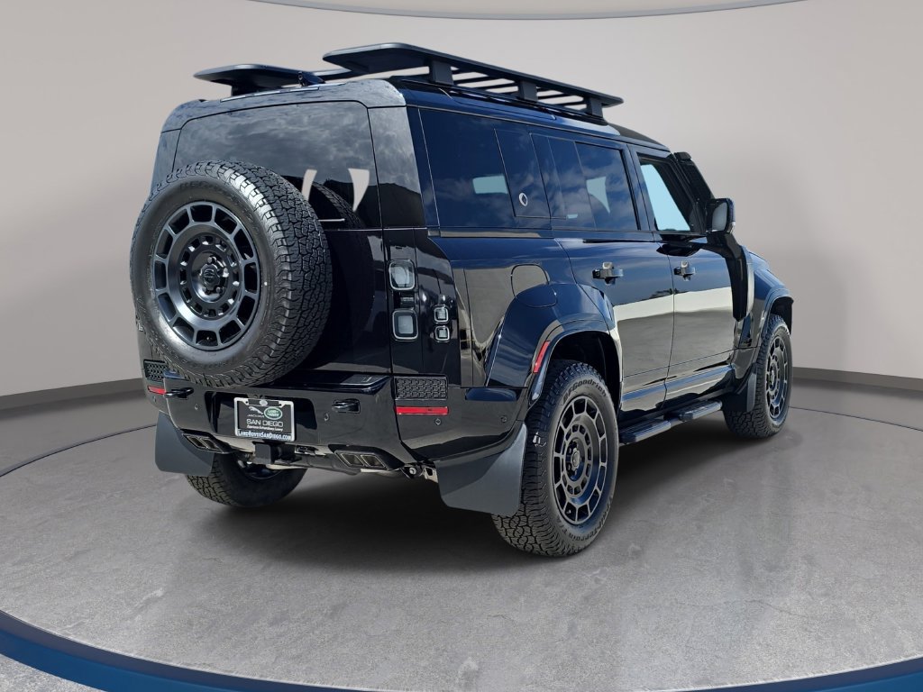 New 2026 Land Rover Defender 110 OCTA AWD/4WD image 5