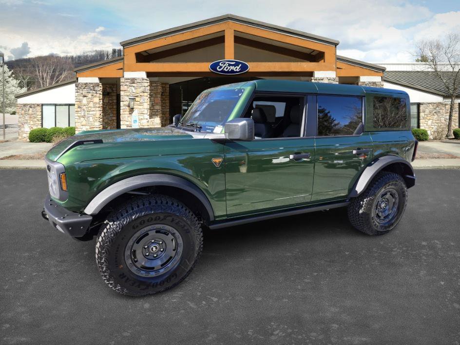 New 2025 Ford Bronco Badlands w/ Sasquatch Package image 1