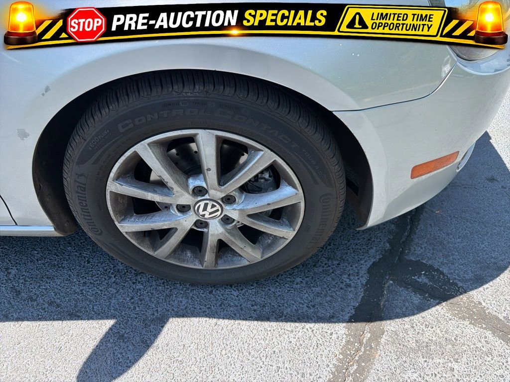 Used 2014 Volkswagen Jetta SE FWD image 2