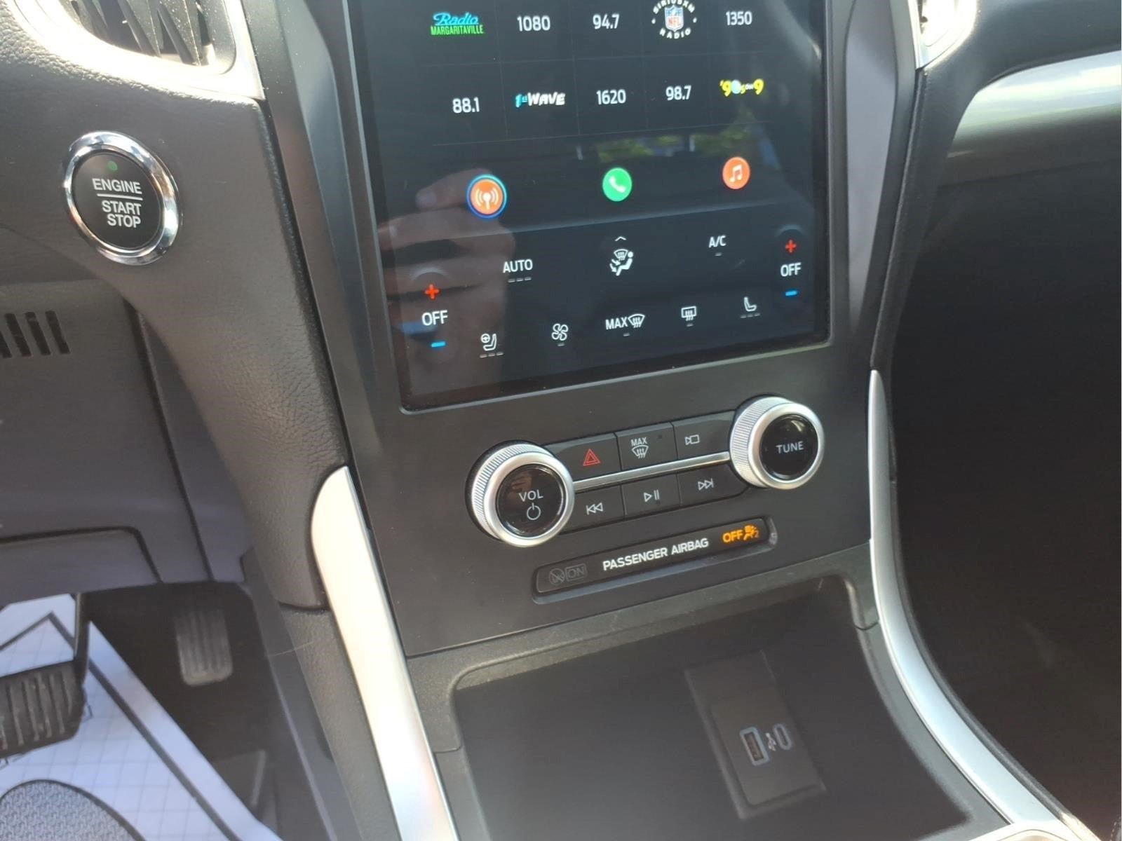 Used 2024 Ford Edge SEL w/ Convenience Package AWD/4WD image 19