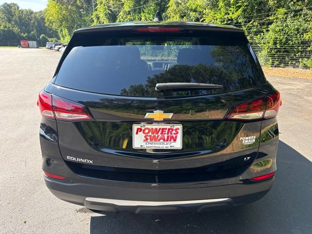 Used 2024 Chevrolet Equinox LT w/ LPO, Floor Liner Package FWD image 4