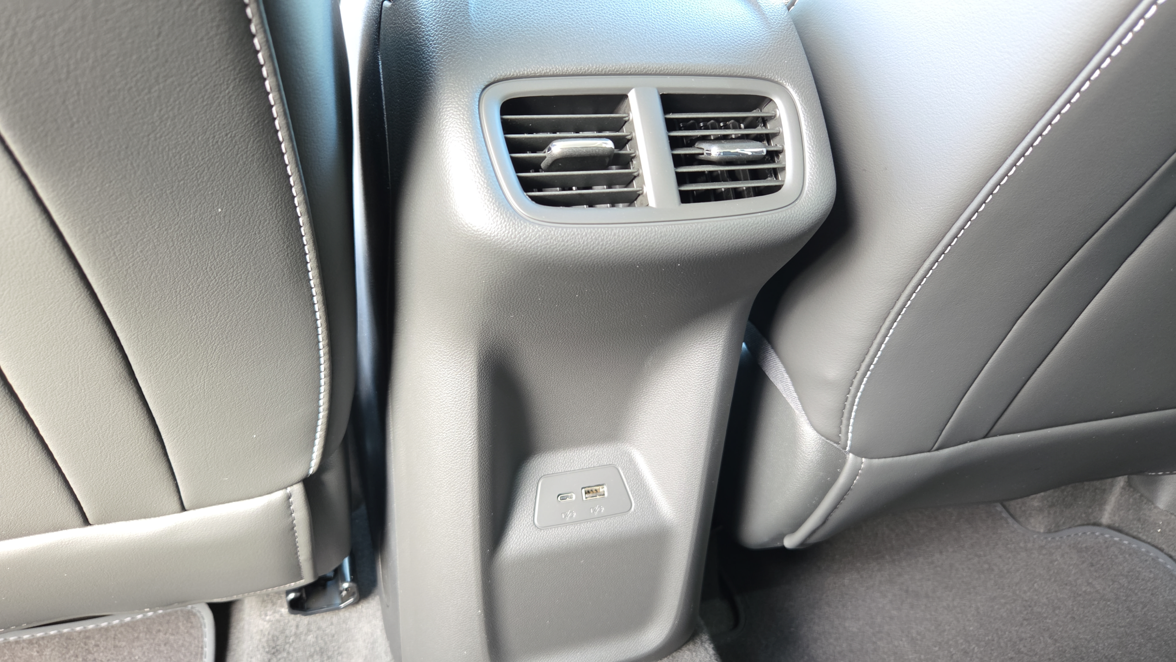 New 2026 Buick Envision Sport Touring AWD/4WD image 22