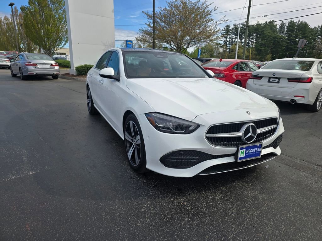 Used 2025 Mercedes-Benz C 300 4MATIC Sedan image 10