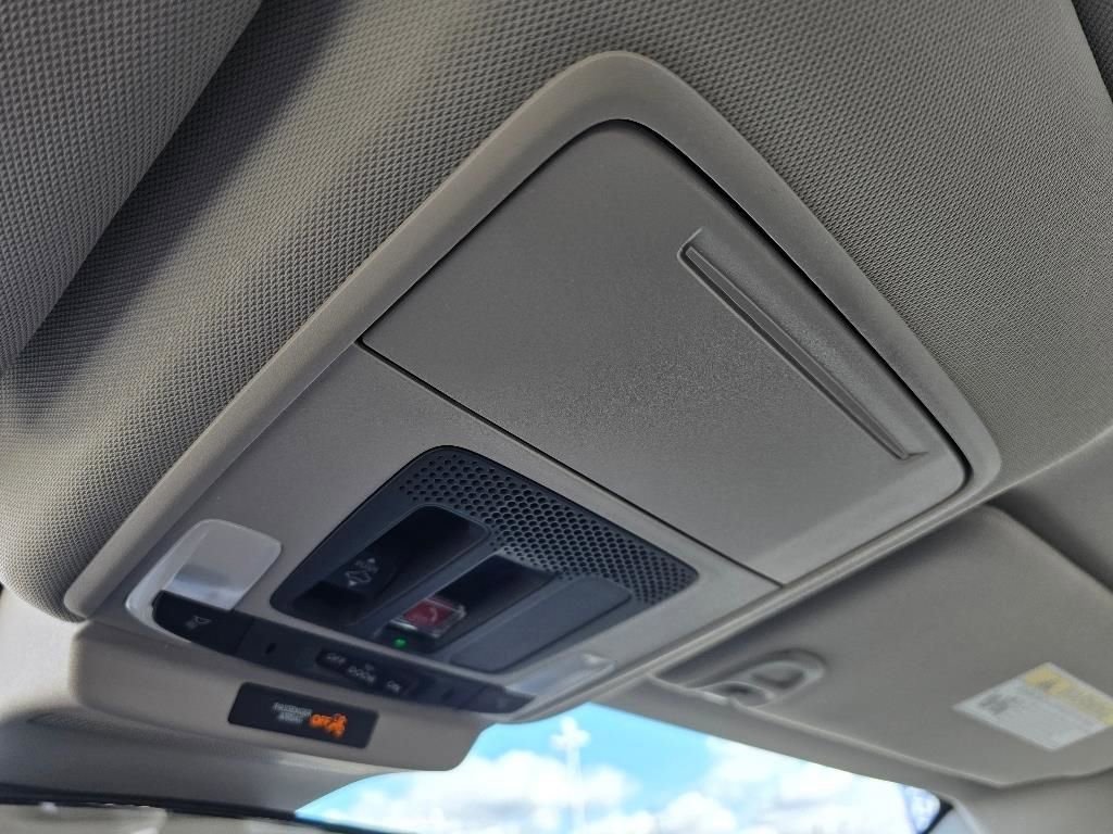 New 2025 Honda Accord SE image 23