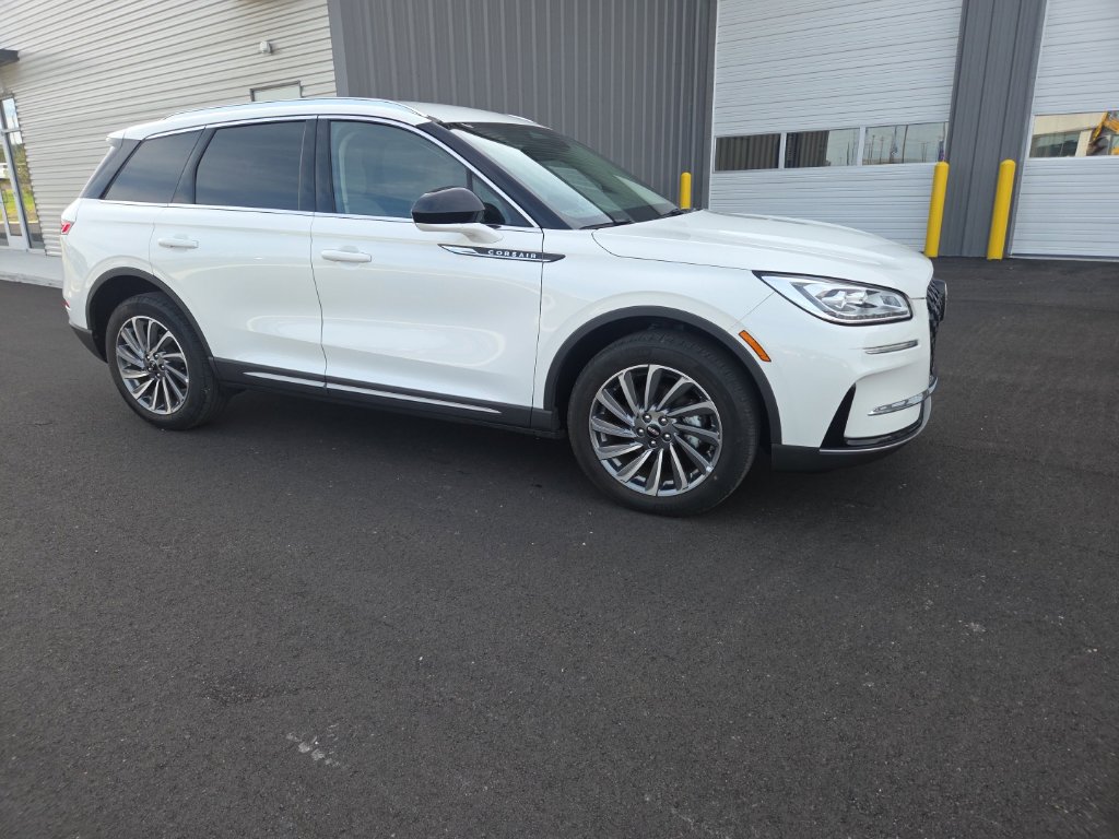 Used 2024 Lincoln Corsair Reserve FWD image 24