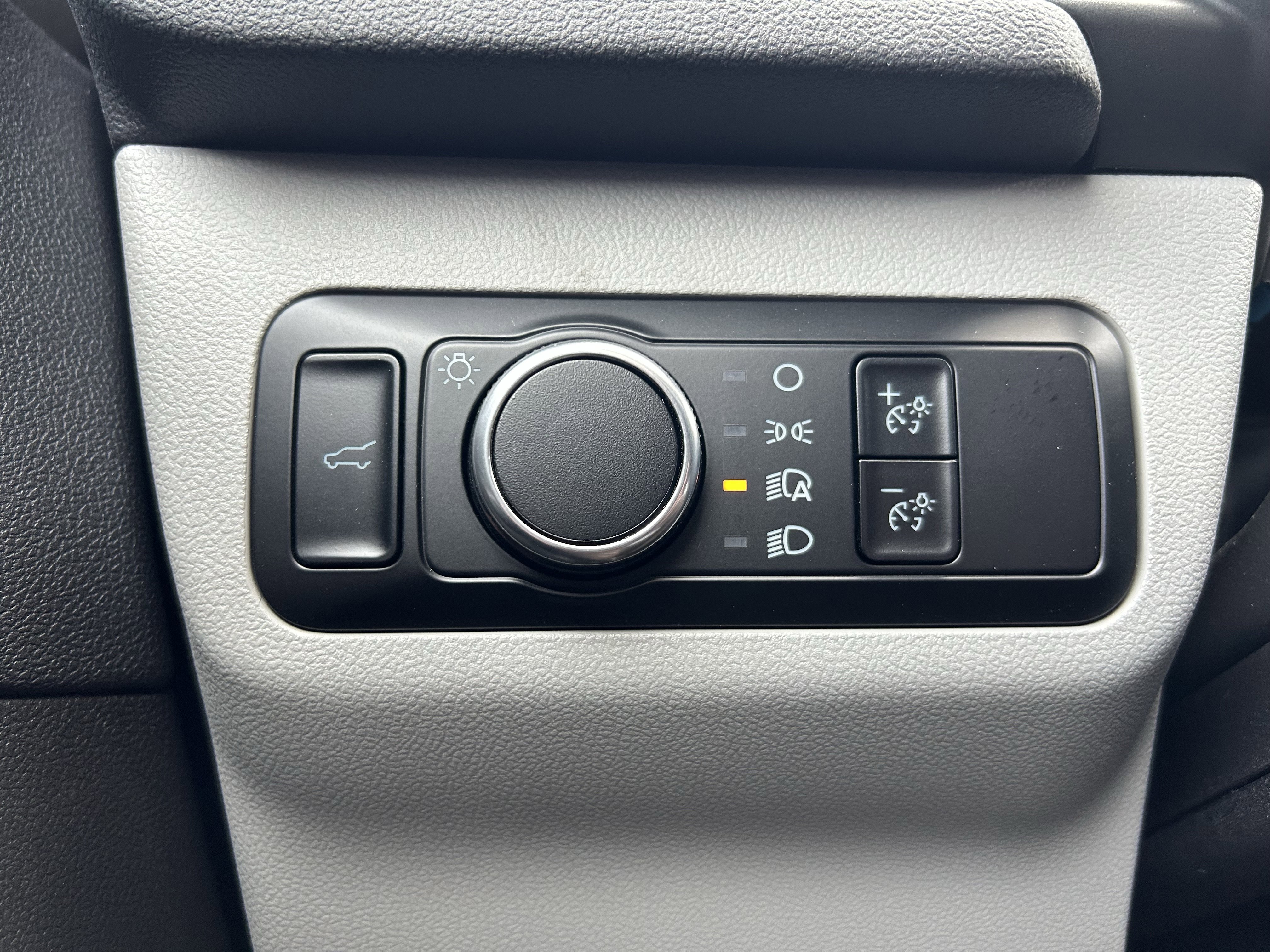 Used 2023 Ford Escape Active image 19